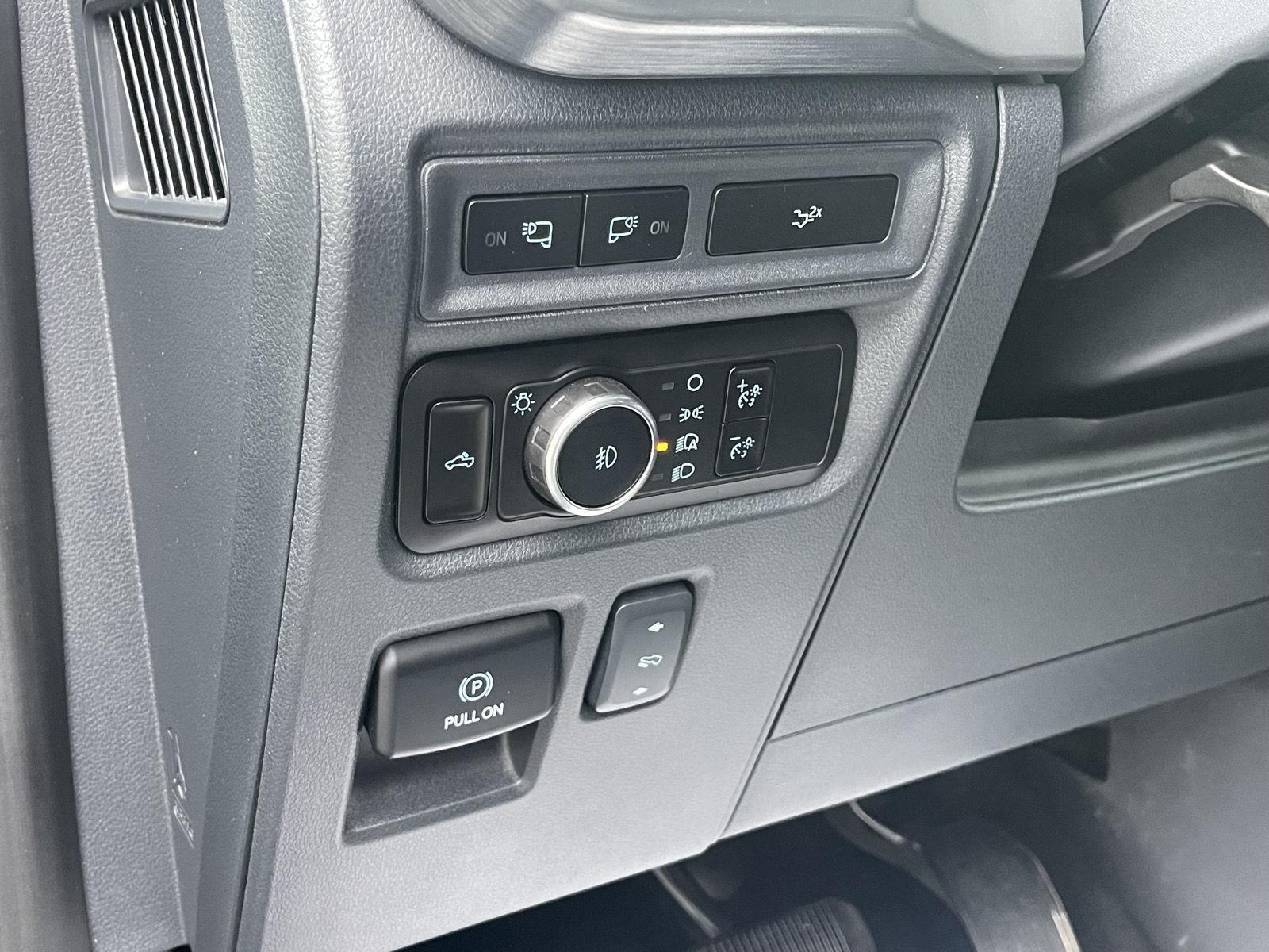2023 Ford F-150 Lariat photo 21