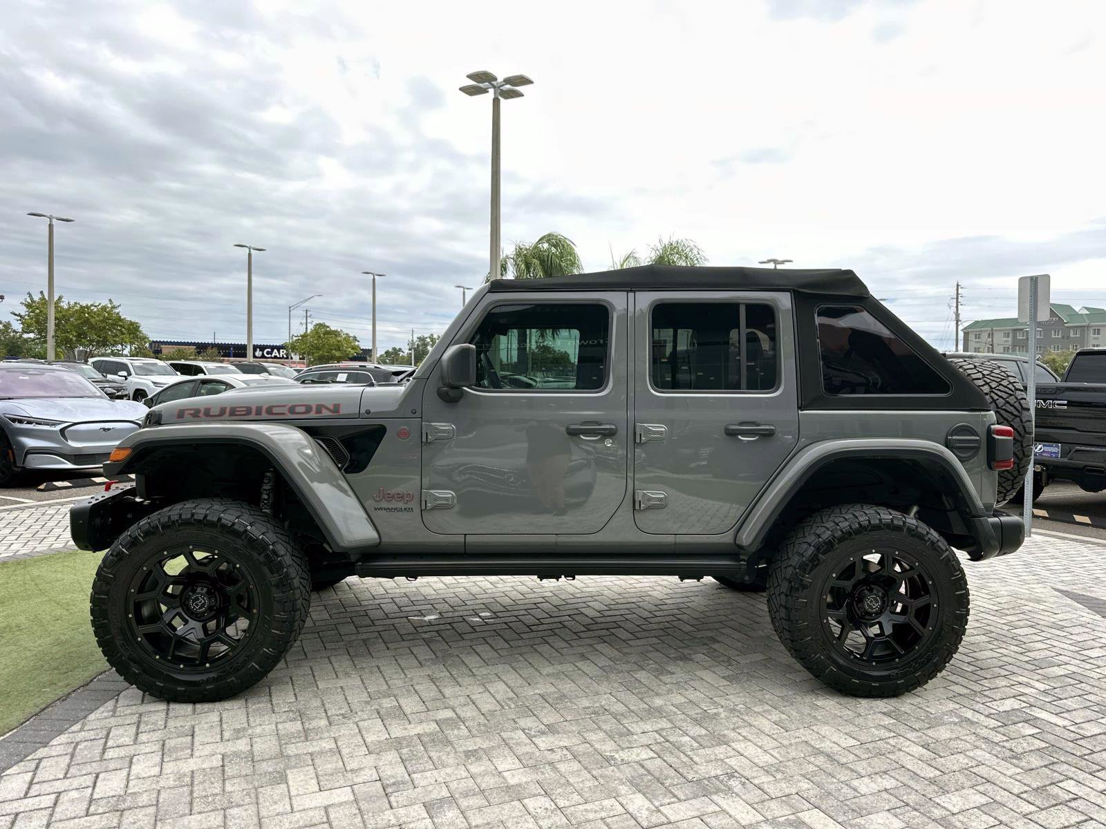 2019 Jeep Wrangler Unlimited Rubicon photo 5