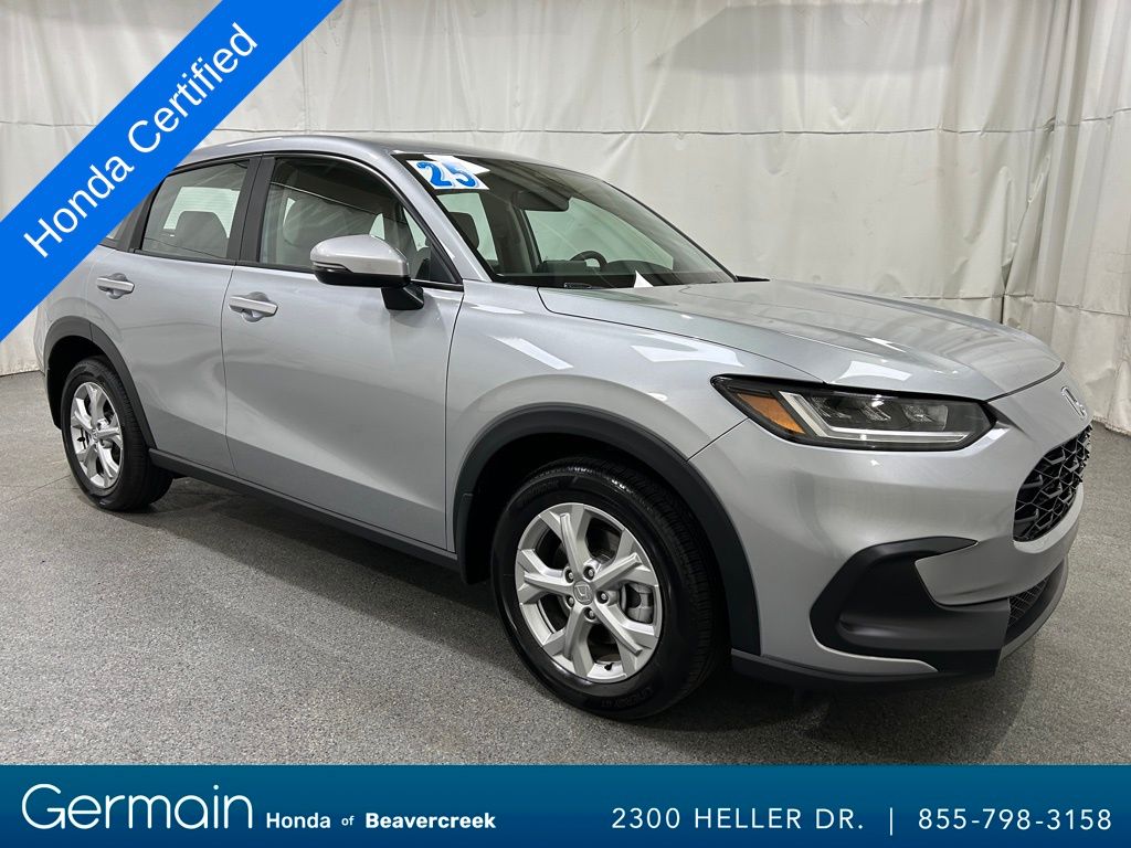 2025 Honda HR-V LX's photo