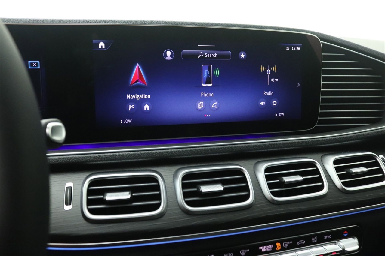 2025 Mercedes Benz GLE 350 4MATIC photo 4