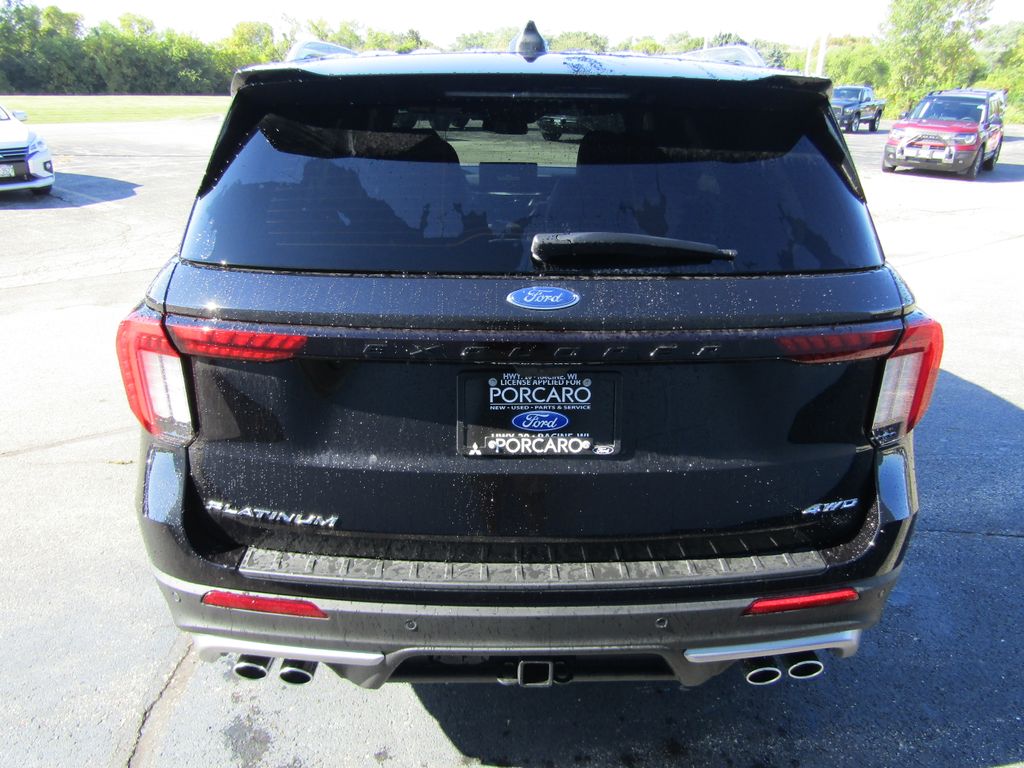 2025 Ford Explorer Platinum photo 4