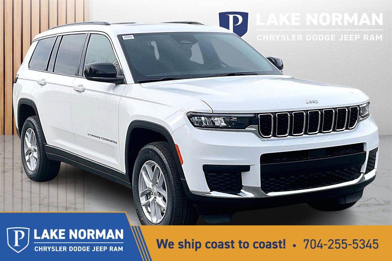 2025 Jeep Grand Cherokee L Laredo's photo