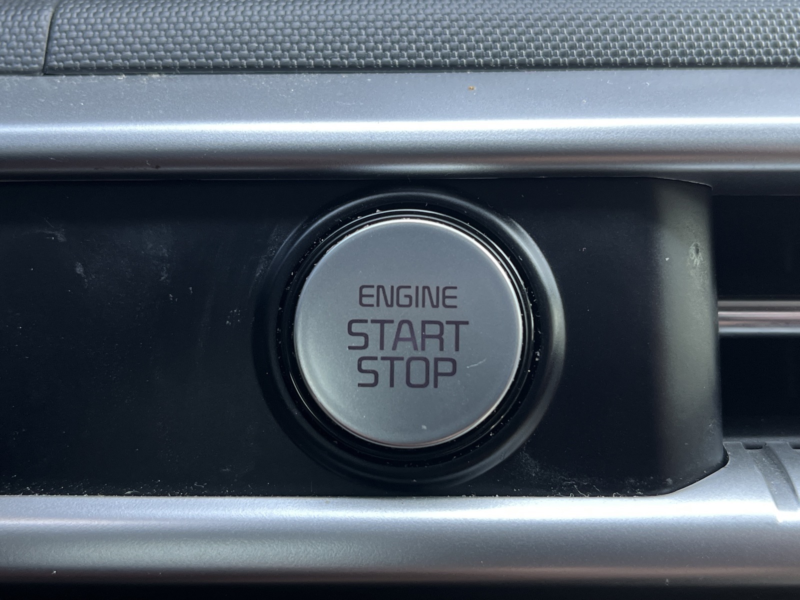 2023 Kia K5 GT-Line photo 12