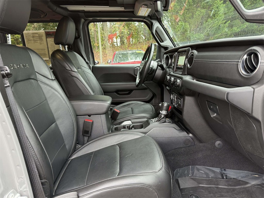 2023 Jeep Wrangler Sahara 4xe photo 15
