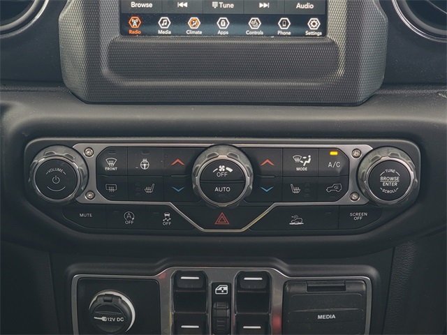 2022 Jeep Gladiator Sport photo 24