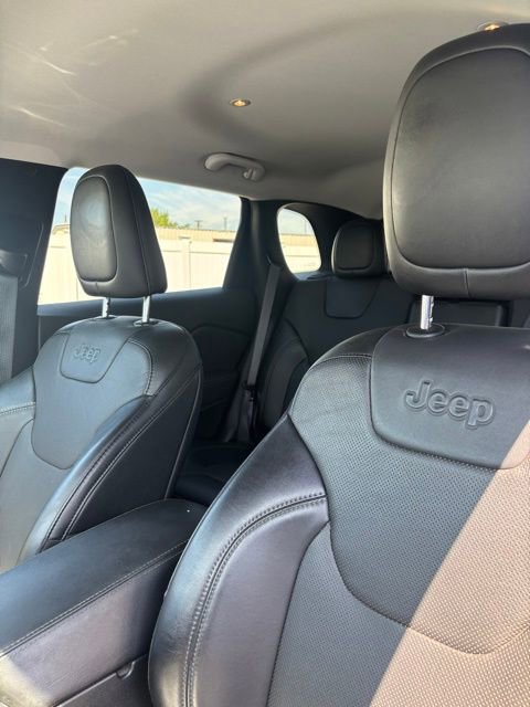 2022 Jeep Cherokee Latitude Lux photo 9