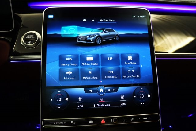 2022 Mercedes Benz S 580 4MATIC photo 9