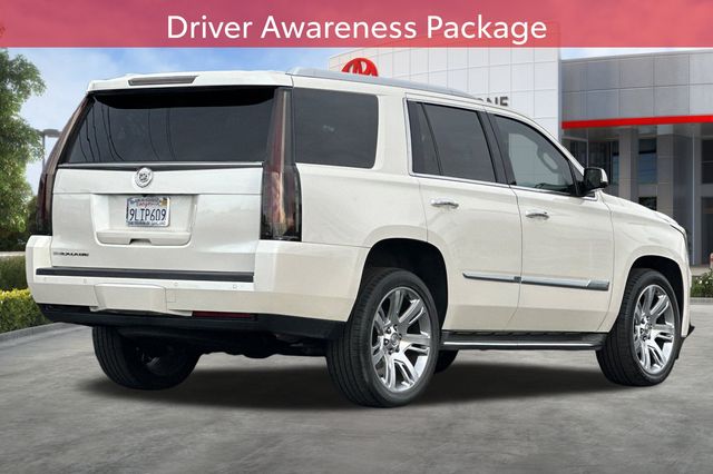 2015 Cadillac Escalade Luxury photo 2