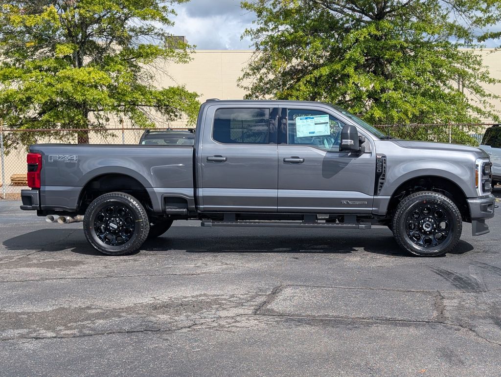 2026 Ford F-250 XLT photo 3