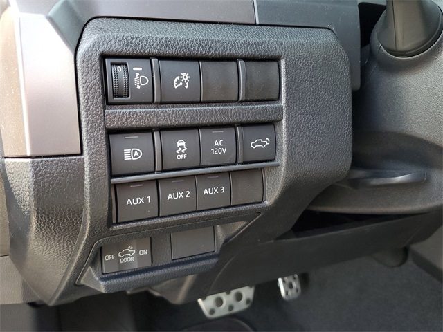 2025 Toyota Tacoma TRD Sport Double Cab photo 18