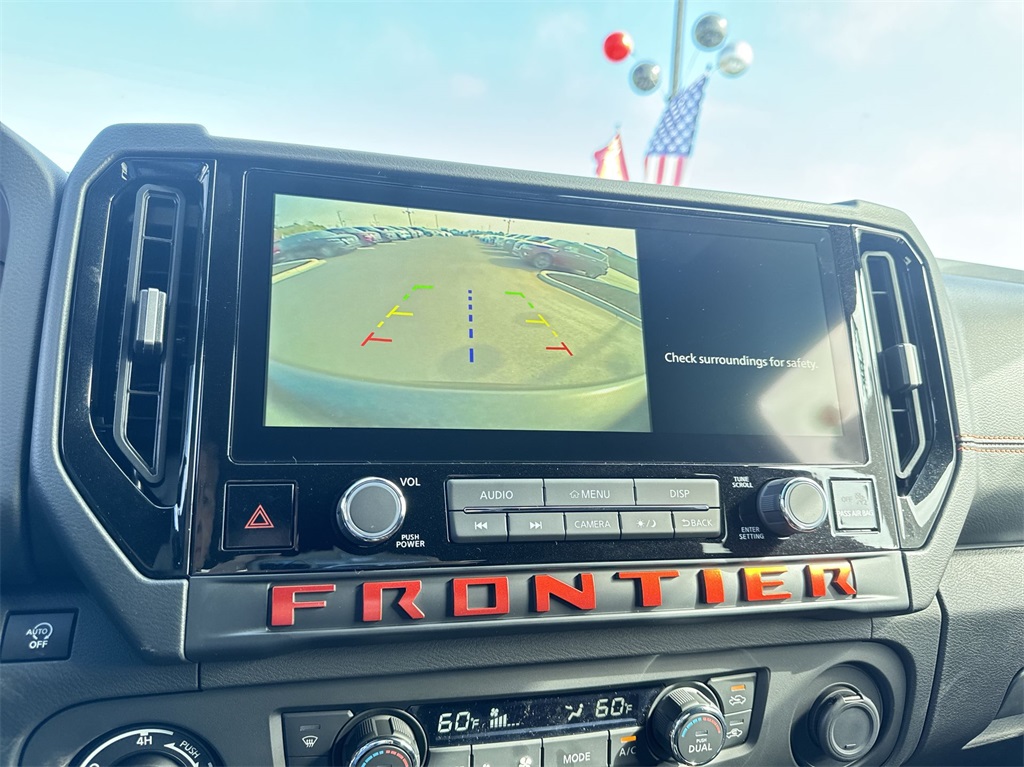 2025 Nissan Frontier PRO-4X photo 22