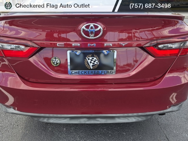 2022 Toyota Camry LE photo 17