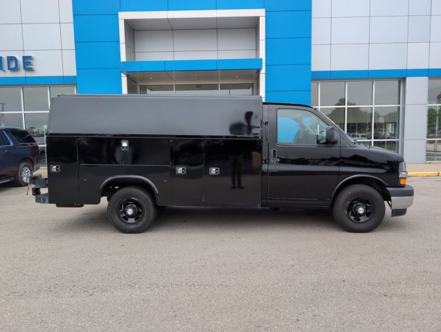 2017 Chevrolet Express Cutaway 3500