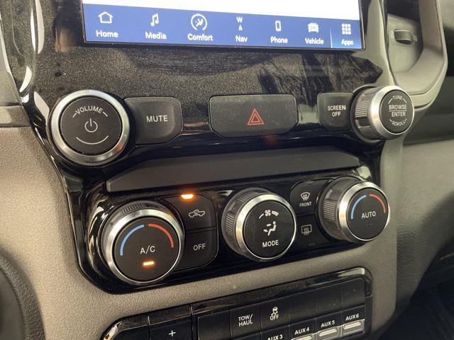 2023 Ram 2500 Tradesman photo 26