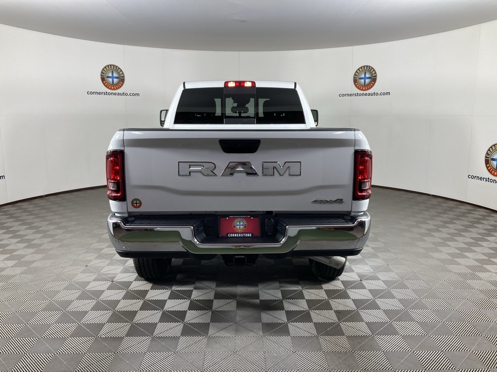2025 Ram 3500 Tradesman photo 7