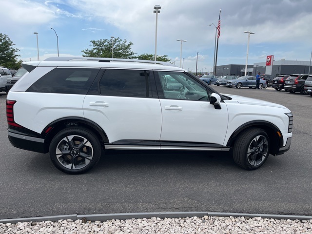 2026 Hyundai Palisade Limited photo 6