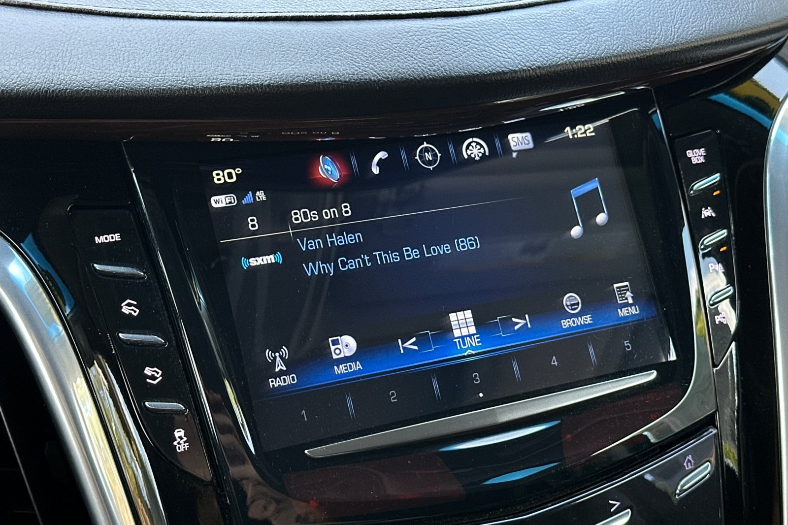 2019 Cadillac Escalade Premium Luxury photo 19