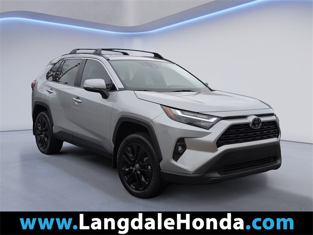 2024 Toyota RAV4 XLE Premium's photo