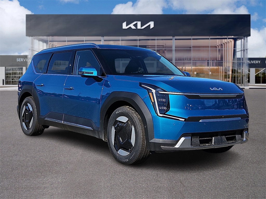 2026 Kia EV9 Wind's photo