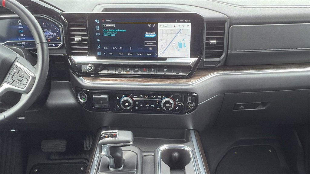 2023 Chevrolet Silverado 1500 RST photo 19