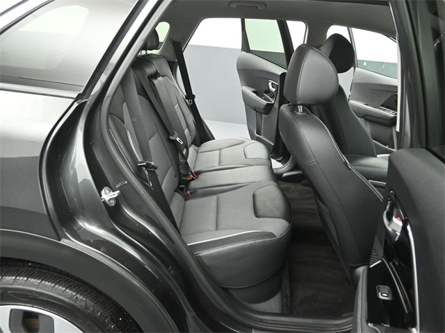2022 KIA NIRO - Image 25