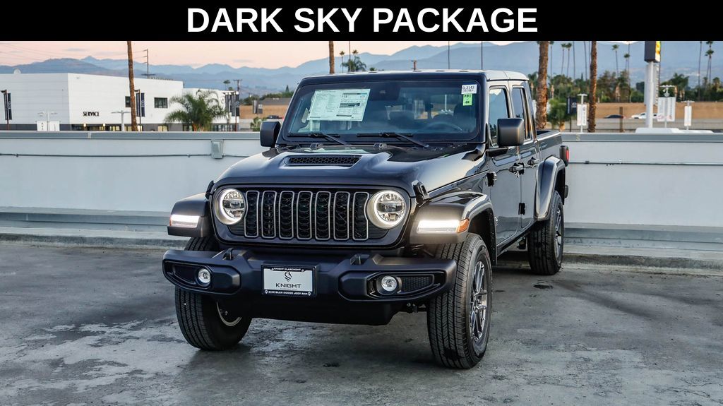 2025 Jeep Gladiator Sport S photo 4