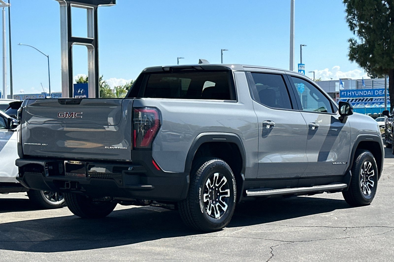 2026 Gmc Sierra Elevation photo 5