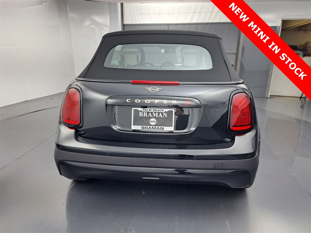 2026 Mini Cooper Convertible Signature photo 4