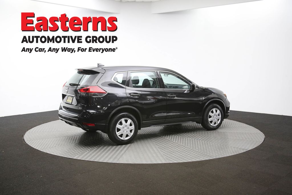 2018 Nissan Rogue S photo 27