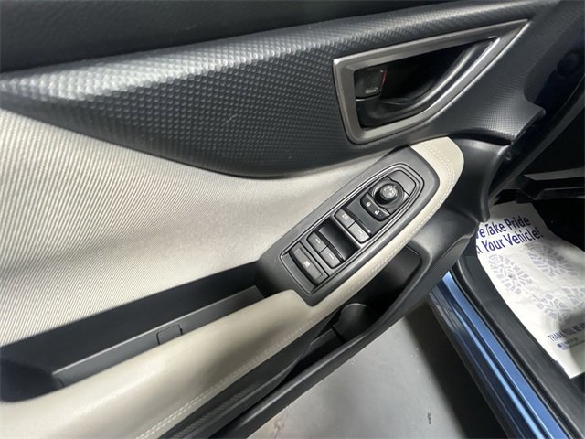 2023 Subaru Forester Base photo 14