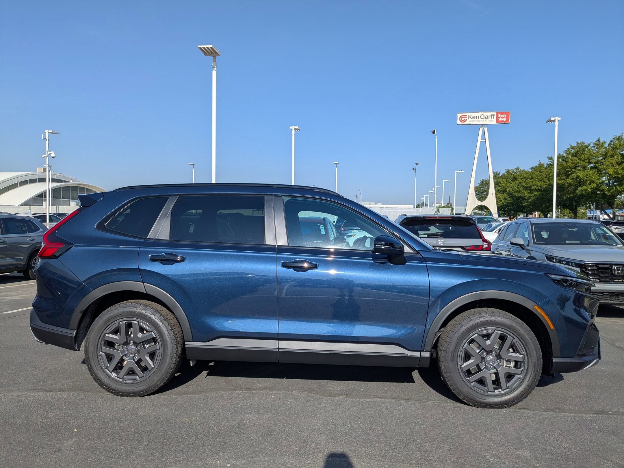 2026 Honda CR-V Hybrid photo 2