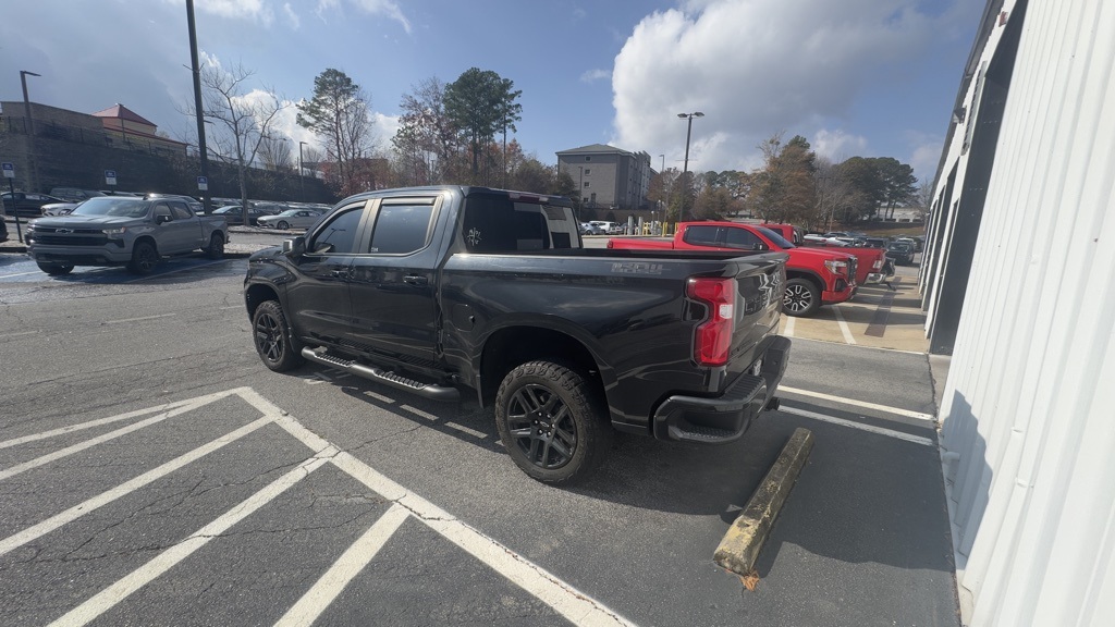 2024 Chevrolet Silverado 1500 LT Trail Boss photo 3