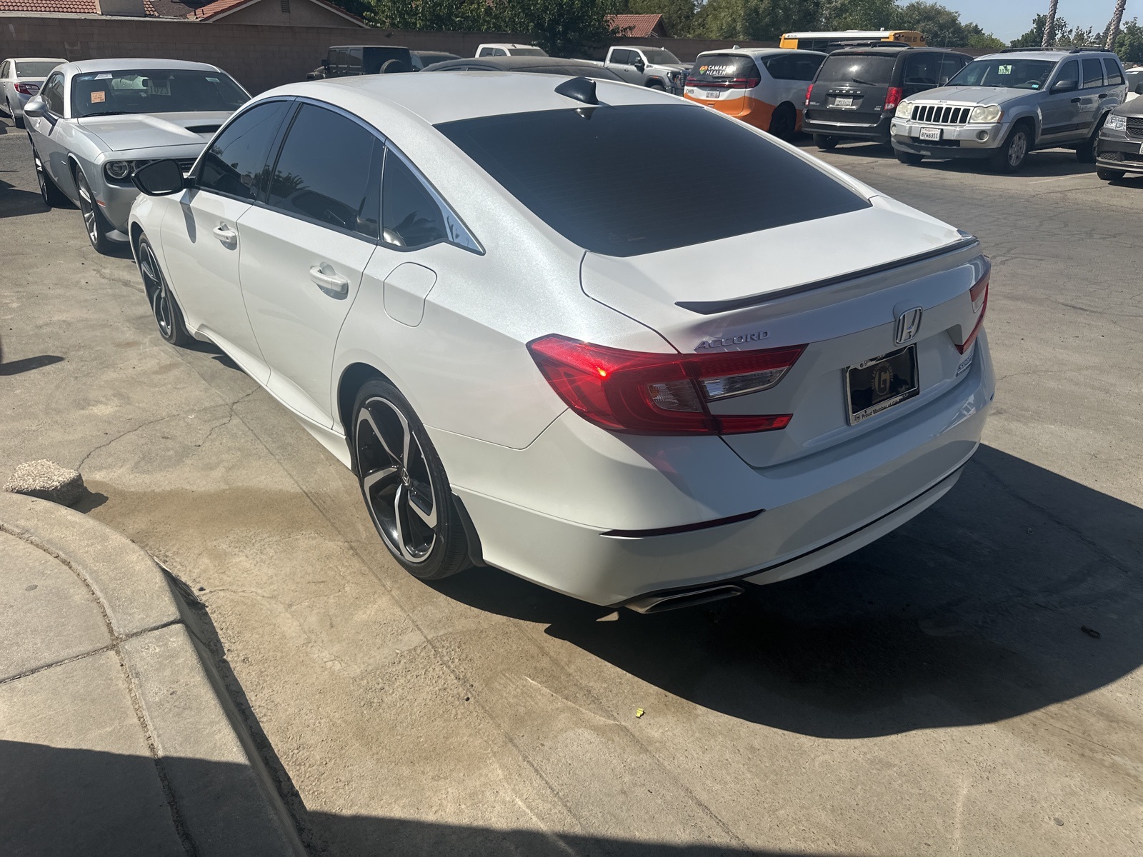 2022 Honda Accord Sport SE photo 3