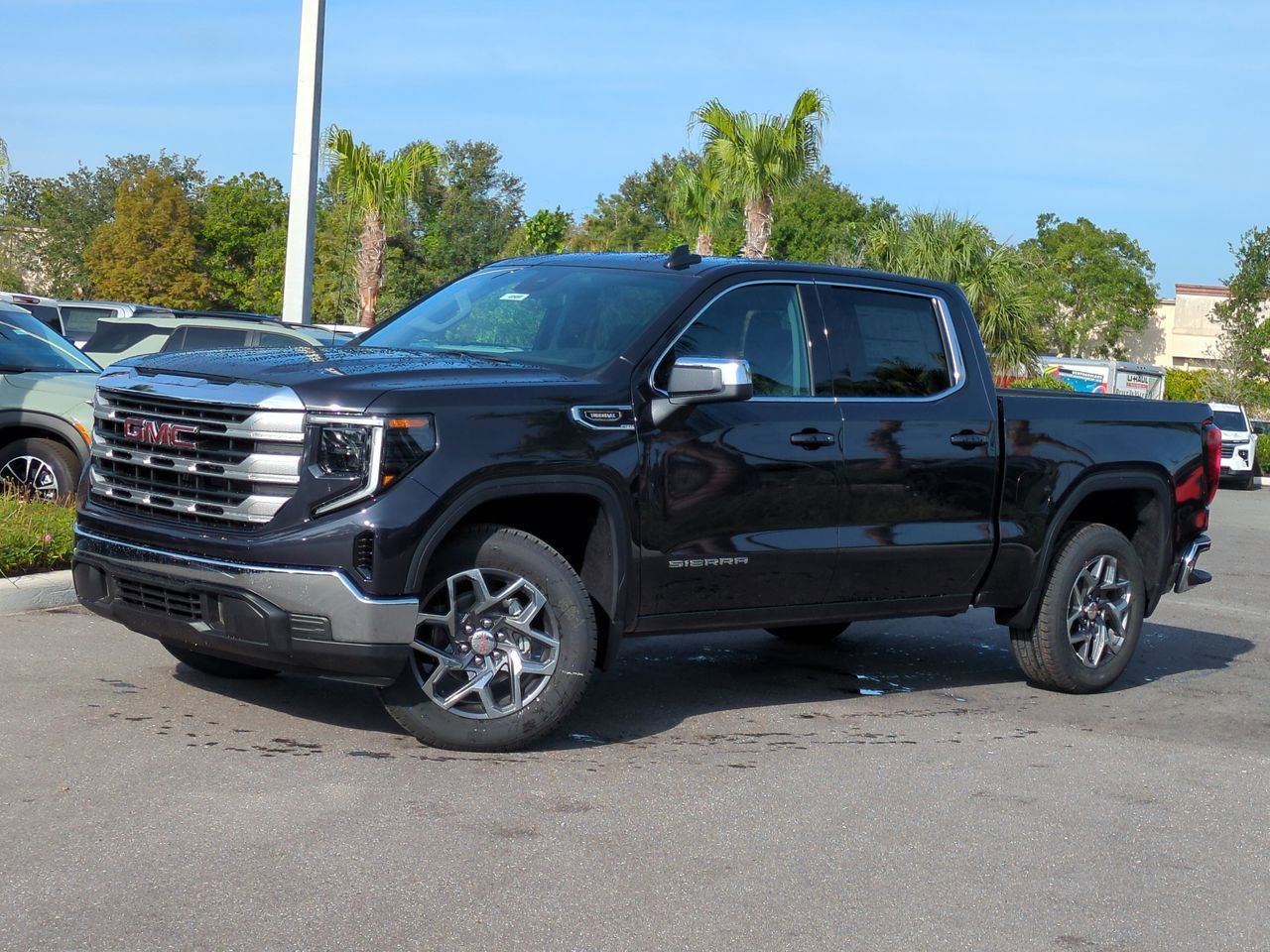 2026 GMC Sierra 1500 SLE's photo