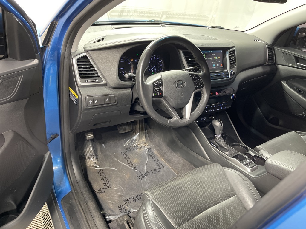 2017 Hyundai Tucson SE Plus photo 17