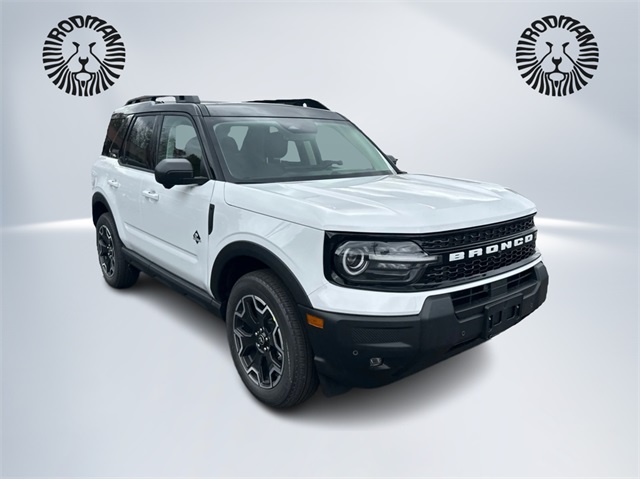 2025 Ford Bronco Sport Outer Banks photo 3