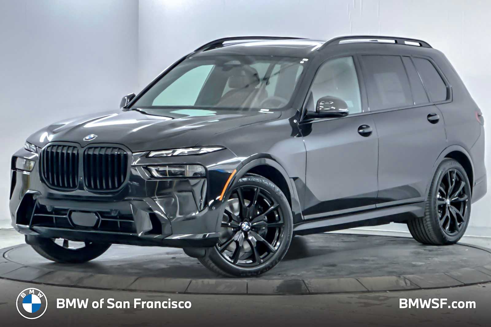 2026 BMW X7 40i's photo