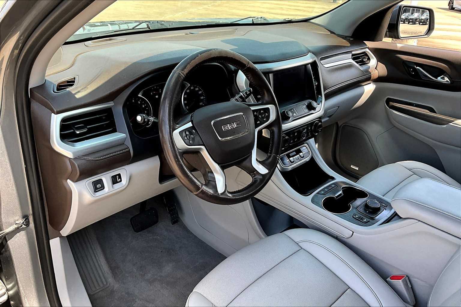 2022 Gmc Acadia SLT photo 17