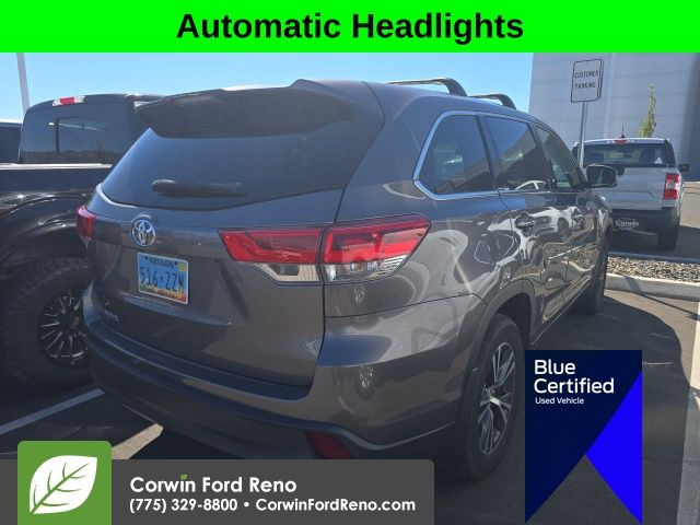 2018 Toyota Highlander LE Plus photo 5