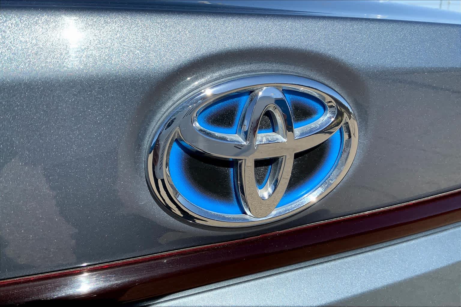 2021 Toyota Corolla Hybrid LE photo 26