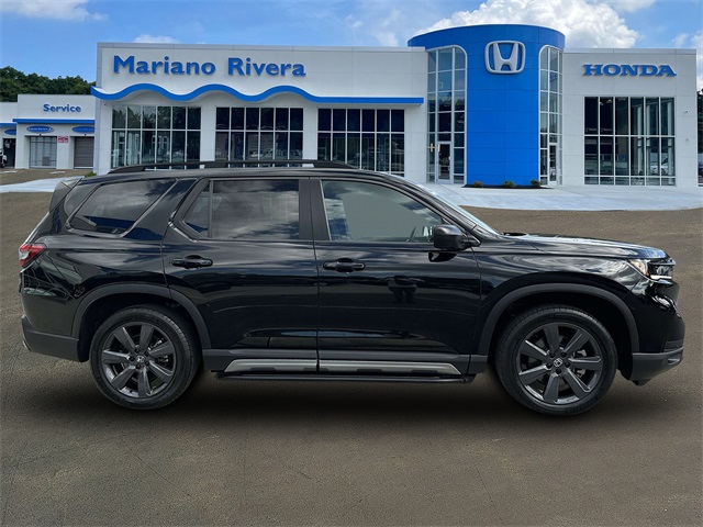 2023 Honda Pilot Sport photo 2