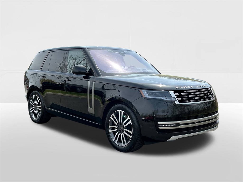 2023 Land Rover Range Rover SE photo 2