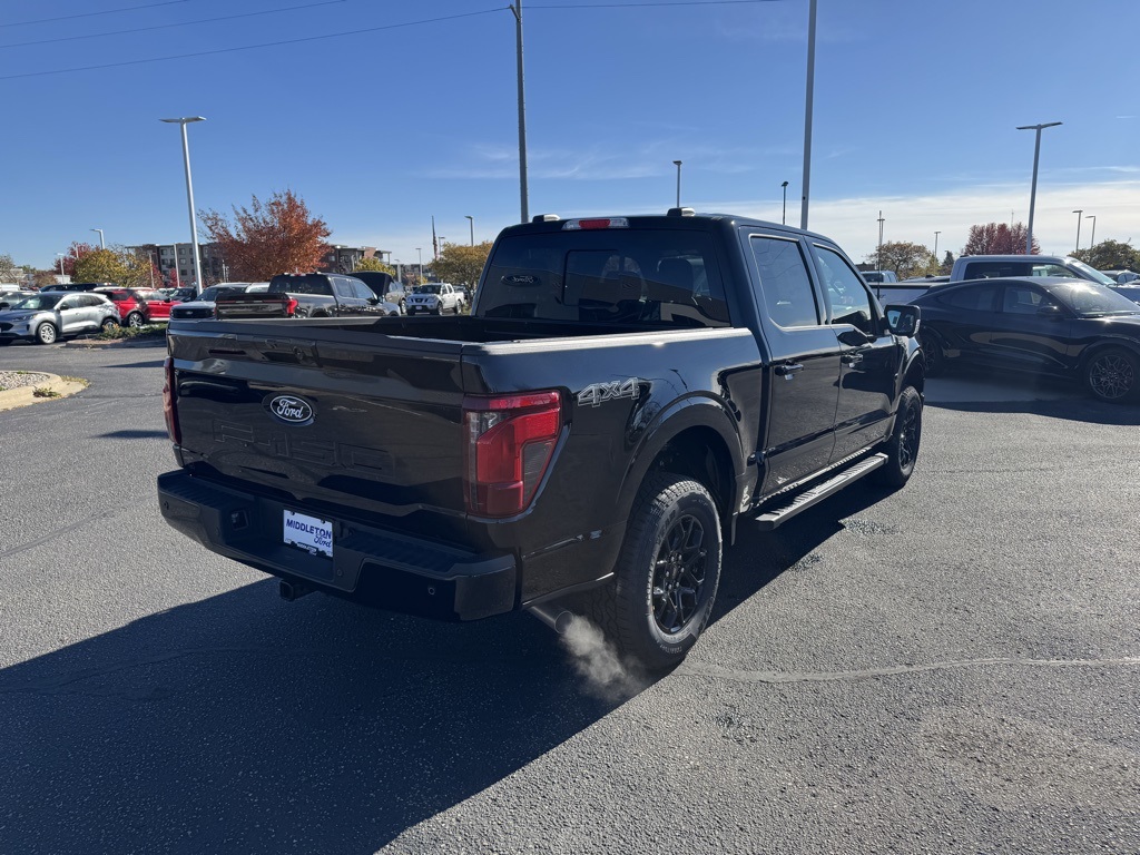 2025 Ford F-150 XLT photo 2