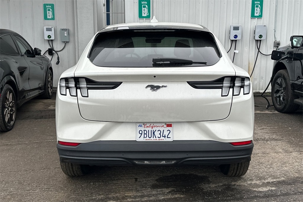 2022 Ford Mustang Mach-E Select photo 2