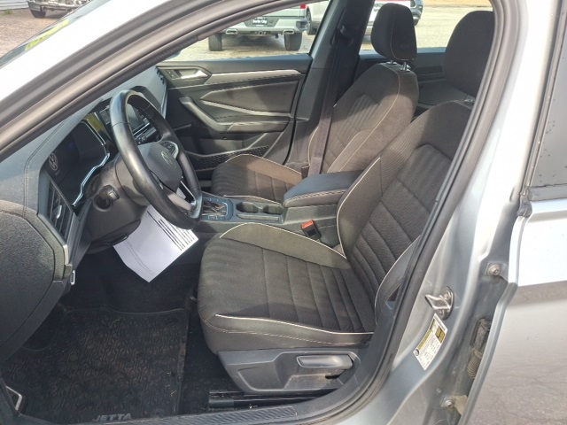 2023 Volkswagen Jetta 1.5T Sport photo 9