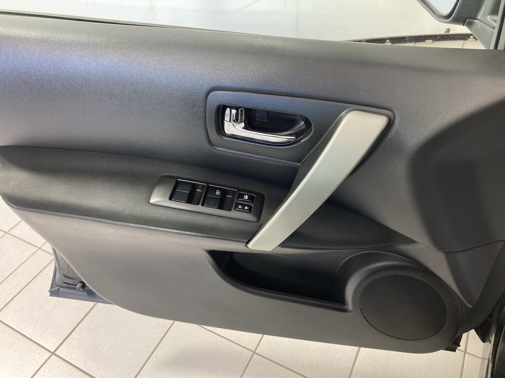 2015 Nissan Rogue Select S photo 10