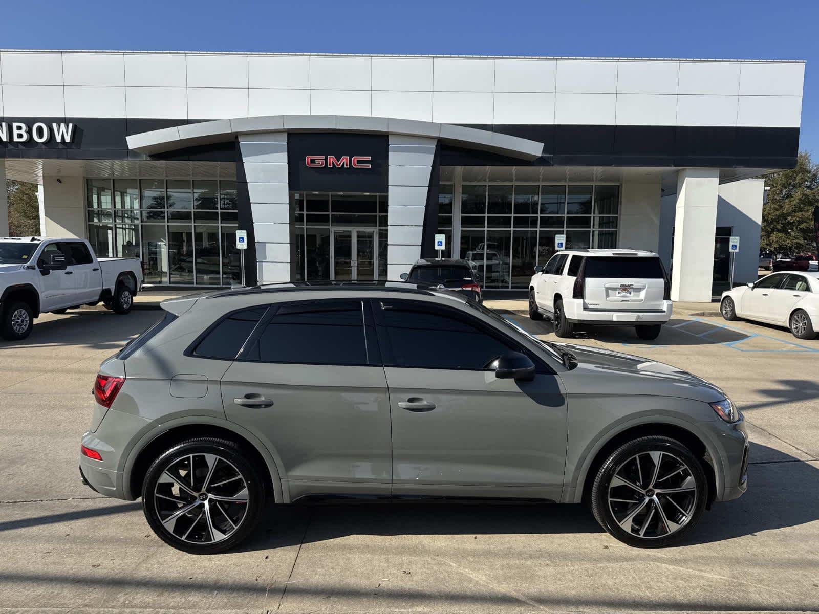 2022 Audi SQ5 Premium Plus's photo