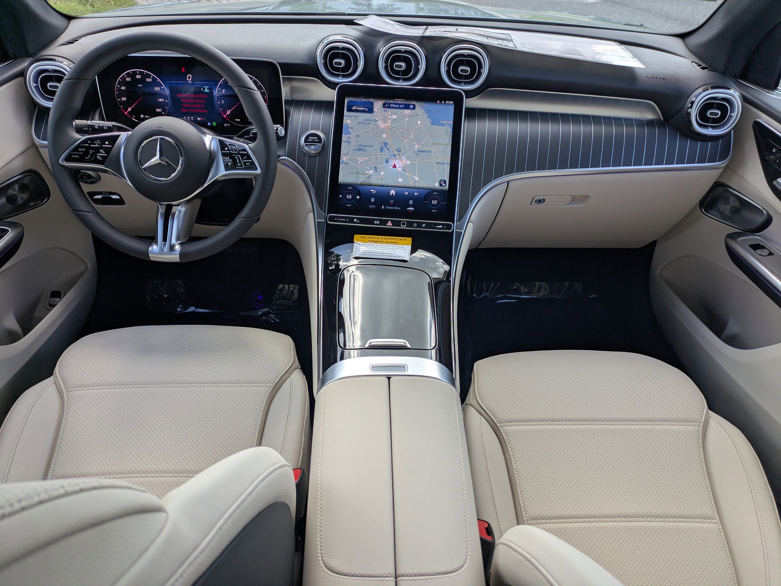 2026 Mercedes Benz GLC 300 4MATIC photo 2
