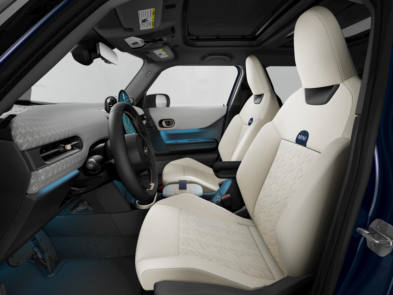 2026 Mini Cooper 4 Door Hardtop Iconic photo 3
