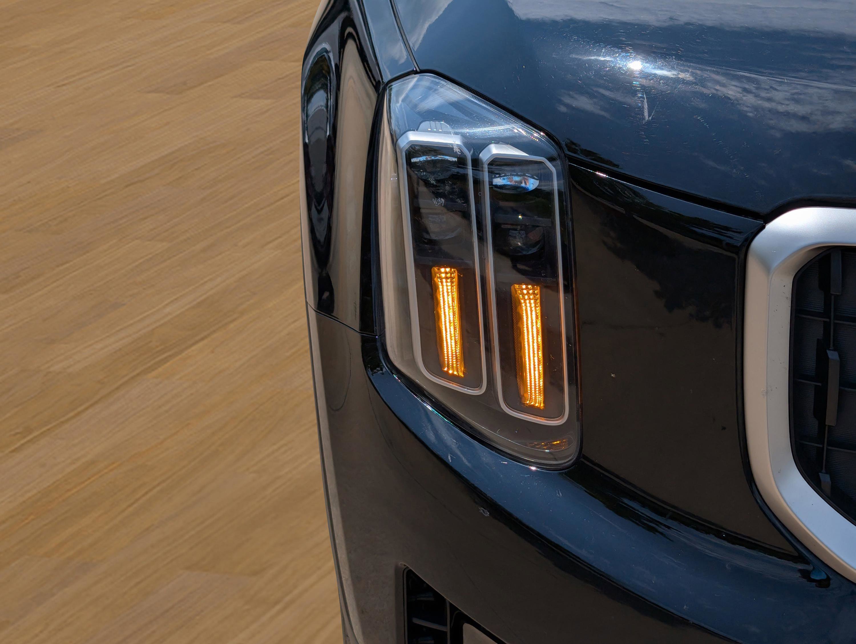 2024 Kia Telluride EX photo 2